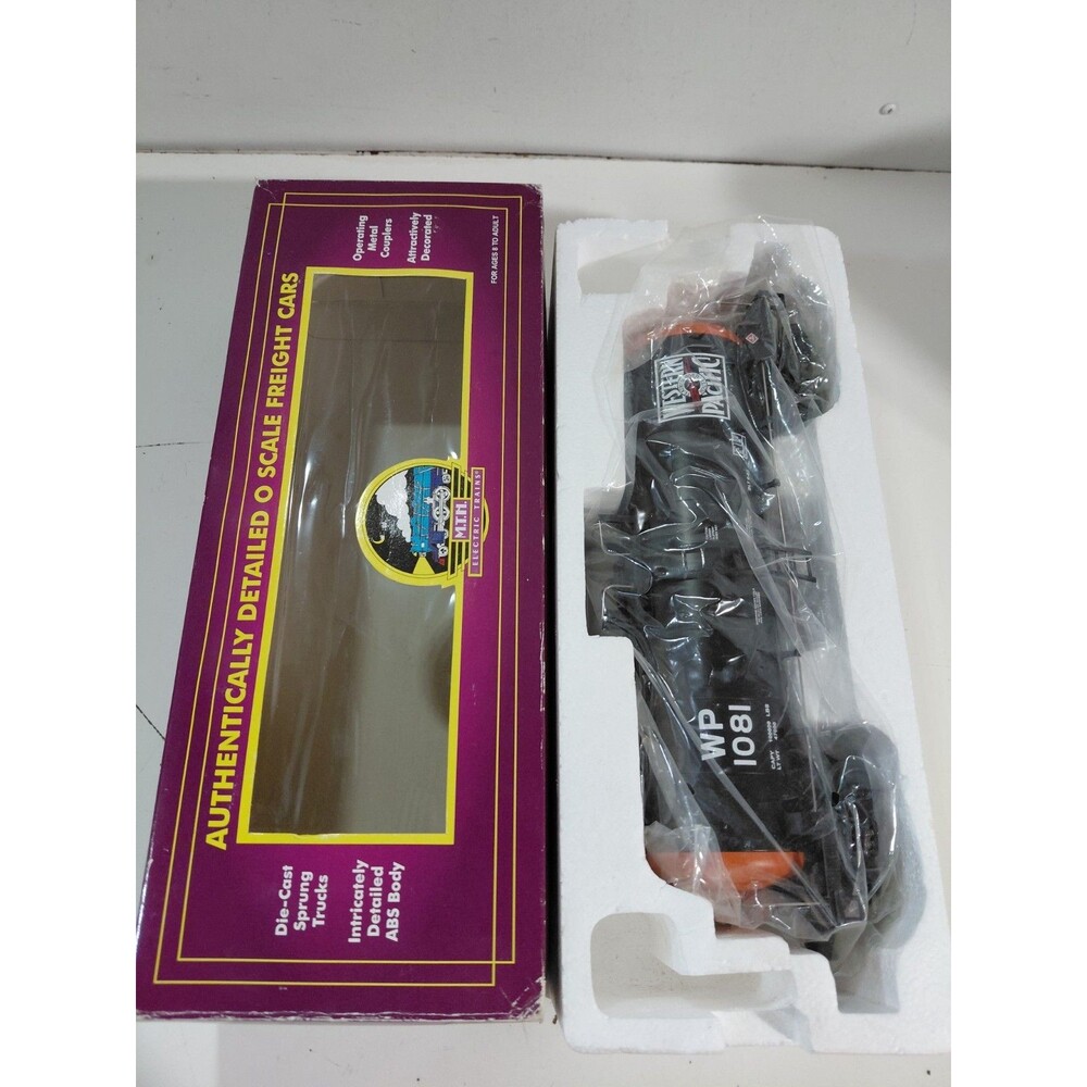 MTH 20-996037 O Gauge Model Railroad Western Pacific Single Dome Tank Car w/Box